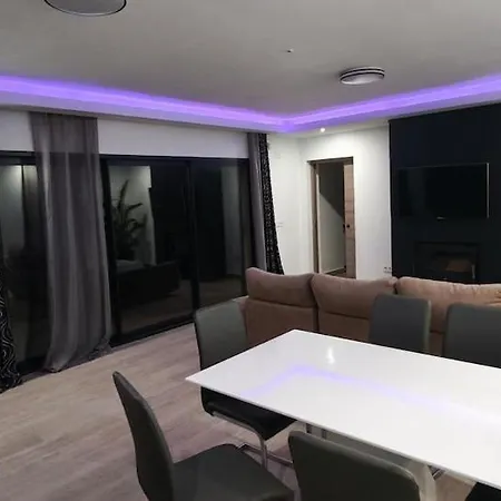 Villa 2