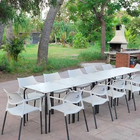 Villa 2 *